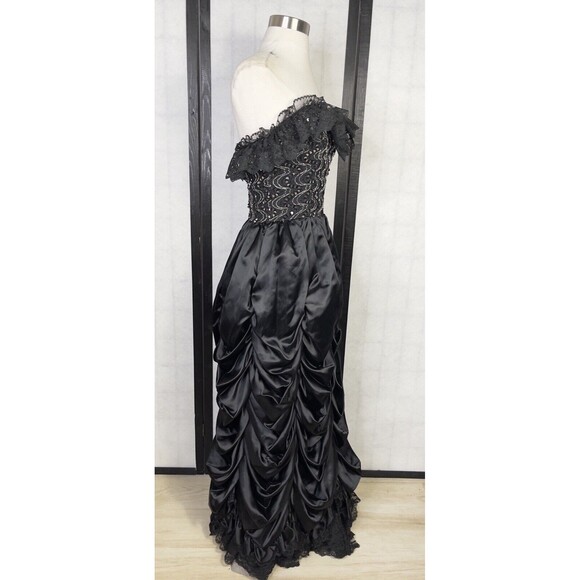 Loralie Vintage Black Formal Party Prom Dress. Size:  6 - Picture 2 of 8